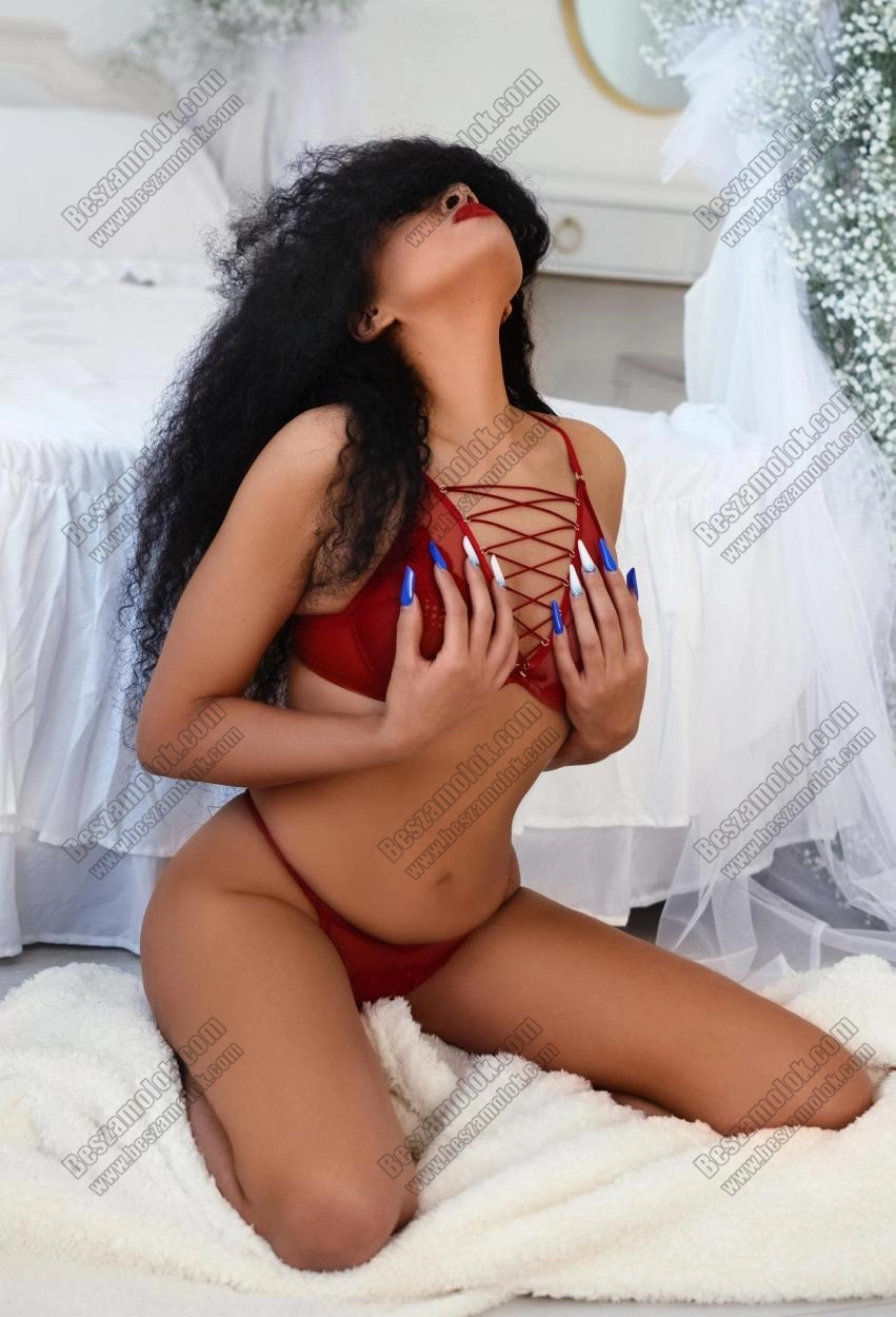 Xénia - +36 30 431 5926 - melytorkos francia foto