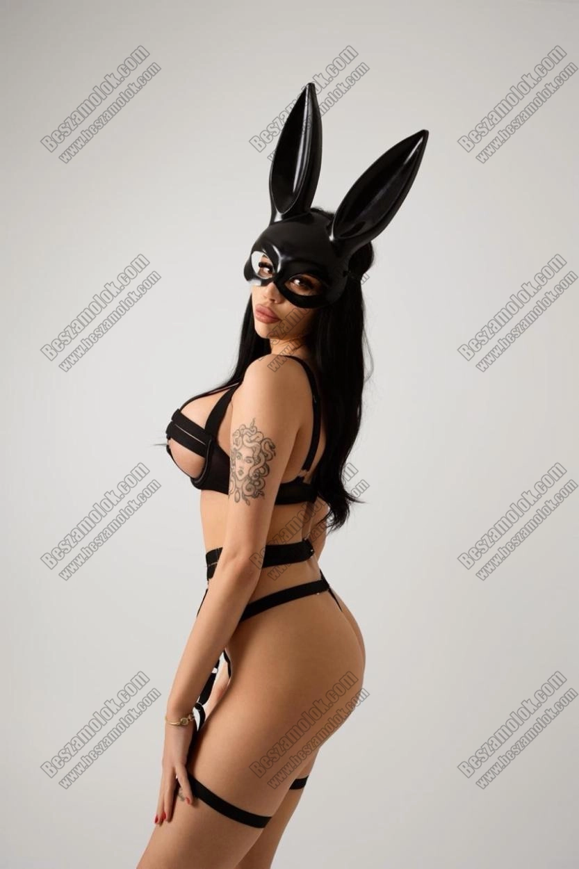 Annalux melytorkos francia profil kepes profil - melytorkosfrancia.hu Annalux - +36 20 851 0916 - melytorkos francia foto